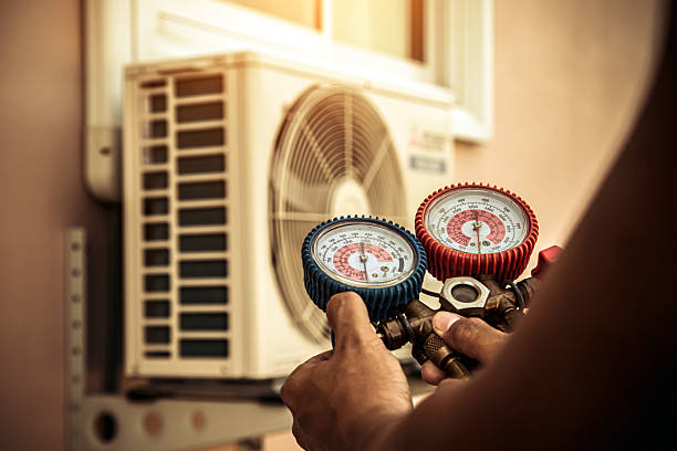 Professional Hvac technician working in Hastings, MN